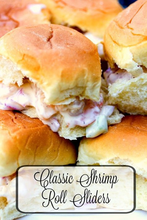 Classic Shrimp Roll Sliders #SundaySupper Seafood Sliders, Lobster Sliders, Shrimp Sliders, Shrimp Rolls Recipe, Sliders Recipes Hawaiian Rolls, Roll Sliders, Shrimp Roll, Shrimp Burger, Hawaiian Roll