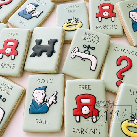 Board Game Cookies Decorated, Board Game Cookies, Cookie Display, Cartoon Cookie, Challenge Ideas, Cookie Games, Sugar Cookie Designs, Cookie Party, Pretty Cookies