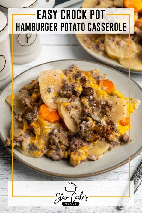 Crock pot hamburger potato casserole on a grey plate. Hamburger Crockpot Recipes, Crock Pot Hamburger, Hamburger In Crockpot, Ground Beef Crockpot Recipes, Casserole Crockpot Recipes, Hamburger Potato Casserole, Slow Cooker Ground Beef, Summer Crockpot Recipes, Slow Sunday