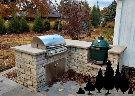 Outdoor Kitchen With Green Egg, Outdoor Grill Area Diy, Yard Zen, Patio Covering, Small Outdoor Kitchen Design, Small Backyard Decks, Backyard Decks, Custom Outdoor Kitchen, Grilling Station