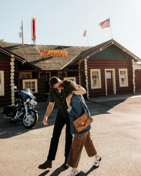 Because Zach Bryan’s new album is getting me through editing this week — THE GREAT AMERICAN BAR SCENE. I just delivered this engagement gallery to E+H and I have to say it’s one of my favorites ever so get ready to see lots from this session. We started the night at this classic Missoula dive bar, then drove out to a perfect little lake for golden hour. Ahhh beyond excited for their wedding in 2025! // #engagementphotos #missoula #montana #montanabride #weddingphotographer #montanaphotograp... Montana Bride, American Bar, Missoula Montana, American Bars, Bar Scene, Country Kids, Montana Wedding, Dive Bar, Zach Bryan