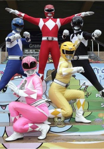 5 Cartoon Friends, Power Rangers 90s, 5 Friends Pictures, Power Ranger Cosplay, Power Rangers Halloween, Power Rangers Halloween Costume, Power Rangers Pictures, Nineties Nostalgia, 90s Things