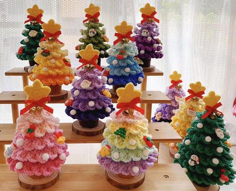 This is a hand-crocheted Christmas tree,Unique shape and crochet craft, to add a happy Christmas atmosphere！   You could decor your home, Studio, Car with it. Put it on the table at any time to bring you a warm and happy holiday atmosphere! Let's make  Christmas even warmer!   Super nice gift for your friends. Especially for the one who you care and love. Give them this gift to tell them you are always loving them and they are in your heart. Size:  H 18cm * W 10cm(Hand-woven goods, The size will Crochet Blossom, Christmas Tree Yarn, Yarn Christmas Tree, Potted Christmas Tree, Christmas Tree Crochet, Tree Crochet, Potted Christmas Trees, Tree Home Decor, Crocheted Christmas