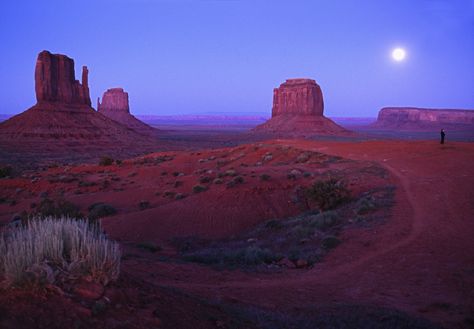 Monument Valley night at full moon. Arizona. USA. 1995. © Thomas Hoepker/Magnum Photos Storm Aesthetic, Aristotle And Dante, Isaiah Mustafa, John Jones, Desert Dweller, Characters Aesthetic, Desert Aesthetic, Brooke Davis, East Berlin