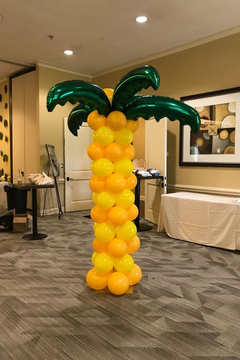 Hawaiian Party Ideas, Palm Tree Balloon, Tropical Balloons, Tree Balloon, Kids Birthday Party Decorations, Columns Decor, Jungle Balloons, Balloons Ideas, Tropical Party Decorations