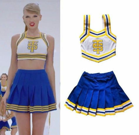 Taylor Swift Cheerleader Outfit, Taylor Swift Themed Halloween Costumes, Iconic Taylor Swift Outfits, Concert Preparation, Taylor Swift Iconic Outfits, Taylor Clothes, 1989 Outfits, Taylor Swift Halloween Costume, Famous Cheerleaders