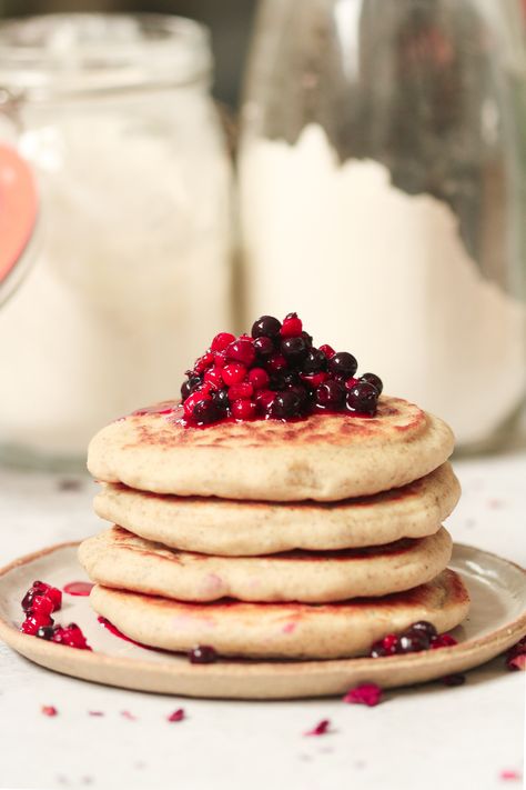 Pancakes sans gluten, sans sucre & végan – recette extra moelleuse ! Pancakes In Oven, Healthy Pancake Recipes Easy, Fluffy Gluten Free Pancakes, Pancakes Sans Gluten, Oven Pancake, Sugar Free Pancakes, Healthy Pancake, Light And Fluffy Pancakes, Healthy Pancake Recipes