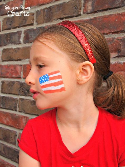 Blue Face Paint Ideas, Usa Face Paint Ideas, Usa Face Paint, Blue Face Paint, 4th Of July Makeup, Face Paint Ideas, 4th Of July Cake, Face Painting Easy, Kids Face Paint