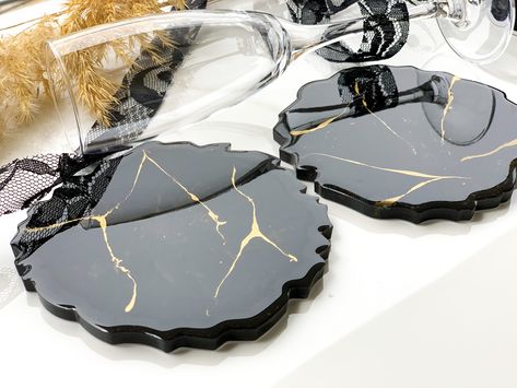 Geode Resin Coasters, Marble Resin, Thoughtful Wedding Gifts, Copper And Marble, Black And Gold Marble, Resin Design, Resin Coasters, Diy Resin Art, Gift For Couples