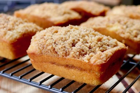 Sour Cream Coffee Cake Mini-Loaves — Baking with Josh & Ange Mini Coffee Cake, Cake Loaves, Pancake Bread, Coffee Cake Loaf, Mini Bread Loaves, Mini Loaf Cakes, Mini Loaves, Coffee Cake Muffins, Sour Cream Coffee Cake