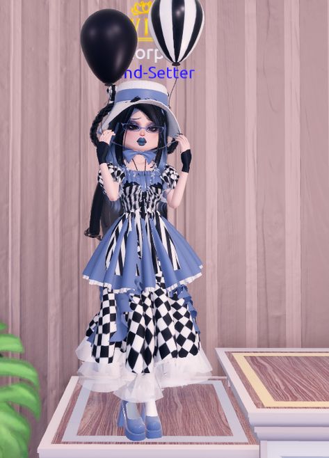 dti outfit surrealism alice in wonderland black blue patterns Surrealism Dti Outfits, Surrealism Outfit Dti, Surrealism Dti Outfit, Surrealism Dress To Impress Outfit, Surrealism Outfit, Surrealism Dress To Impress, Dti Theme, Roblox Dress, Blue Patterns