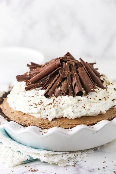 Easy French Silk Pie, French Silk Pie Recipe, Silk Pie Recipe, Chocolate Pie Filling, Life Love And Sugar, Chocolate Silk Pie, French Silk Pie, German Cookies, Silk Pie