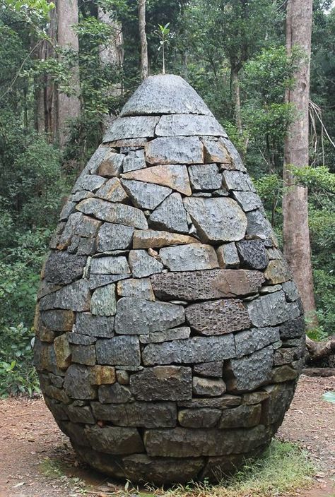 Stone Walls Garden, Andy Goldsworthy, Rock Sculpture, Walled Garden, Dry Stone, Stone Garden, Earth Art, Wall Garden, Outdoor Sculpture