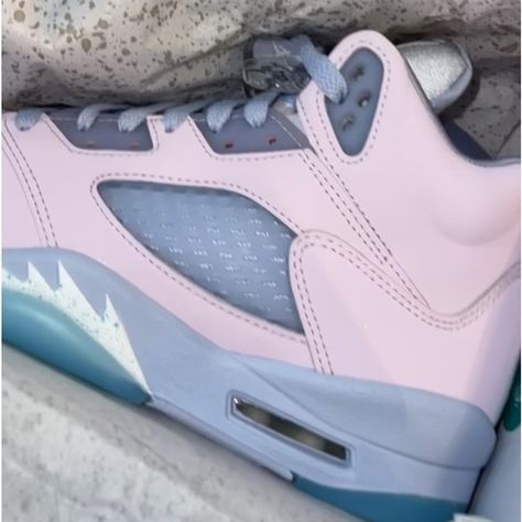 Jordan 5’s (easter) Sneakerhead Room, Mens Birthday, Nike Fashion Shoes, Jordan 5, Nike Fashion, Mens Birthday Gifts, 5 S, Sneaker Head, Fashion Shoes