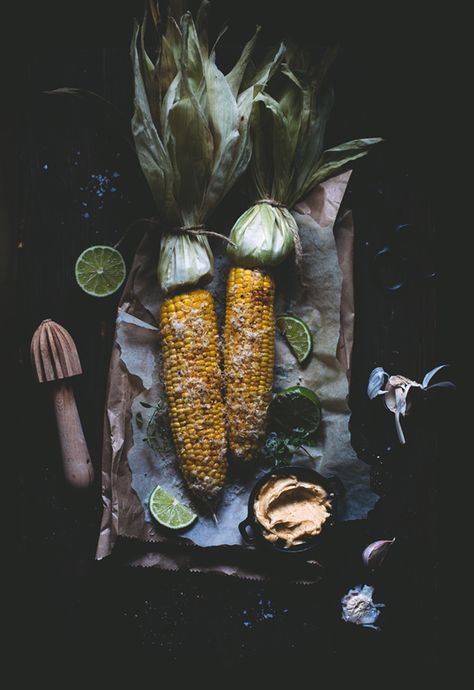 Corn on the cob with chili garlic butter, parmesan cheese and lime - Call Me Cupcake Call Me Cupcake, Mint Sauce, Food Photography Inspiration, Roasted Corn, Corn On The Cob, Vegan Pizza, Food Photography Styling, Garlic Butter, Beautiful Food