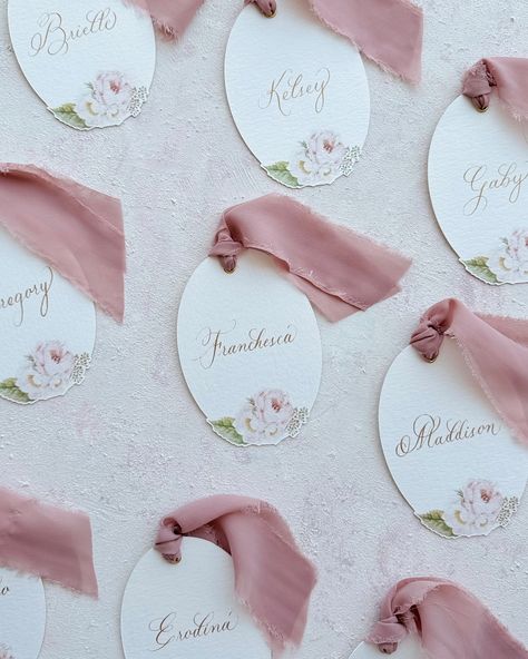 All the details in this! Oh my! 🤩 magnifique 🤌🏼 by the goat @harbeevents | A l e x a ‘s Q u i n c e a ñ e r a 🌸 💚 Event design and decor @harbeevents Invitations, paperie and acrylic details by us @lizinvitations Photography/media @beemedia1 . . . #spring #springparty #springinvitations #invitationsdesigner #invitationsdesign #stationerydesign #bridgerton #bridgertonnetflix #bridgertonvibes #bridgertonseason3 #brigertonseries #floralinvitation #paperflowers #paperflorals #stationerydesign Spring Party, Wood Creations, The Goat, Pink Boho, Floral Invitation, Wedding Place Cards, Place Cards, Paper Goods, The Details