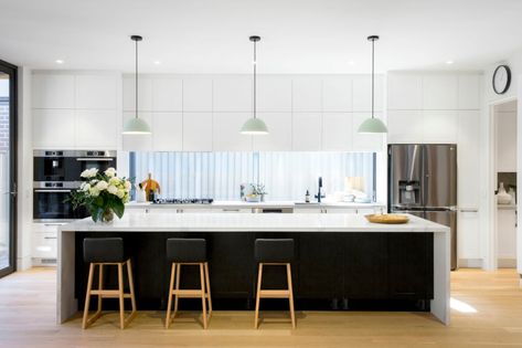 Kitchen Trends 2021, Kitchen Layouts With Island, Kitchen Island Bench, Island Bench, U Shaped Kitchen, Kitchen Gallery, Kitchen Benches, House Design Kitchen, Kitchen Trends