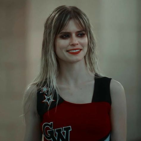 Scream Series, Scream Tv Series, Carlson Young, Twitter Icon, Paramore, Scary Movies, Face Claims, Scream, Mtv