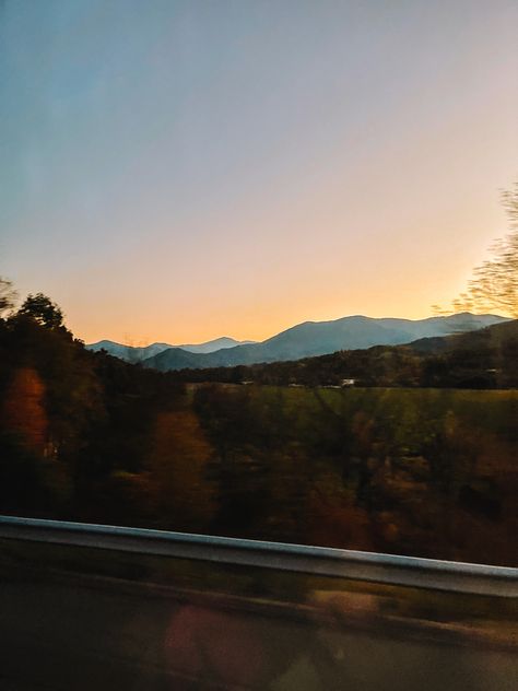 #mountains #tennessee #sunset Sunset In Tennessee, Tennessee Sunset, Mountains Tennessee, Tennessee