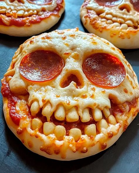 Pizza Skulls, Pizza Sauce, Fall Holidays, Pizza Dough, Pepperoni Pizza, 2 Cups, Dough, Pizza, Sauce