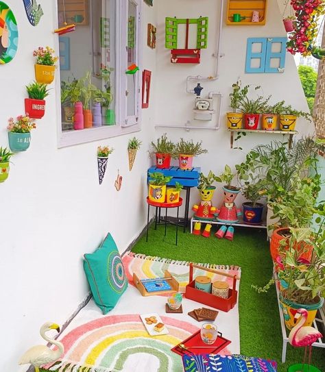 32 Best Small Balcony Design Ideas for 2023 - Outdoor Living Balcony For Kids, Balcony Play Area, Kids Balcony Ideas, Small Balcony Furniture, Apartment Porch, Outdoor Kids Play Area, Garden Day Bed, French Balcony, Balcony Design Ideas