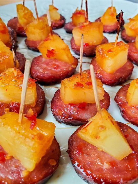 Kielbasa Bites - Three Chicks and a Whisk Pineapple Appetizers, Kielbasa Appetizer, Kielbasa Bites, Kielbasa Recipes, Slow Cooker Apples, Bacon Appetizers, Meatless Main Dishes, Best Appetizer Recipes, Appetizers Easy Finger Food