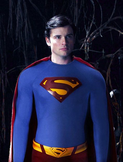 Tom Welling as superman. #superman #Smallville #TomWelling Tom Welling Superman, Smallville Superman, Superman Artwork, Tom Welling, Silver Age, Smallville, Superman, Mens Long Sleeve, Long Sleeve Tshirt Men