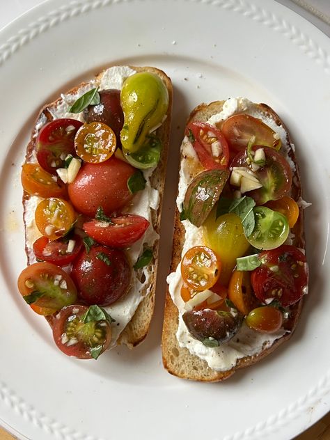 Ricotta toast with cherry tomatoes Tomato Toast Breakfast, Cherry Tomato Toast, Toast Plate, Tomato Toast, Amazon Kitchen Finds, Ricotta Toast, Water Hydration, Kitchen Finds, Daily Workouts