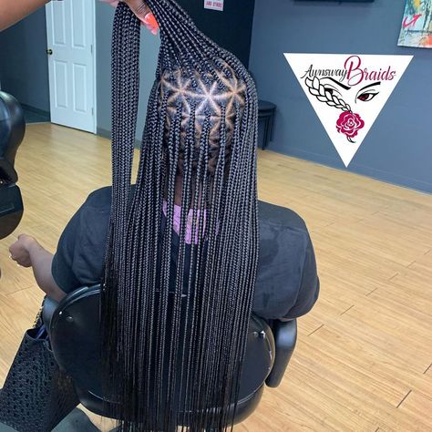 Small Triangle Part Knotless Braids, Medium Triangle Part Knotless Braids, Triangle Parts Knotless Braids, Knotless Box Braids Triangle Parts, Knotless Triangle Braids, Medium Triangle Box Braids, Knotless Braids Triangle Parts, Triangle Part Knotless Braids, Triangle Knotless Box Braids