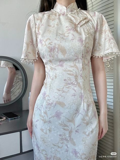 Korean Fashion Dress Formal, Cny 2025, Qipao Modern, Chinese New Year Outfit, Neat Casual Outfits, Modern Hanfu, Elegant Dresses Classy, Qipao Dress, Beautiful Dress Designs