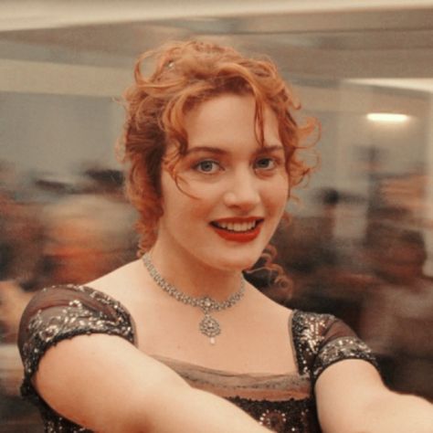 made by: randomwarning on tumblr (click/tap on the image to go to the blog) | movie: titanic (1997) | actress: kate winslet Kate Titanic, Rose Dewitt Bukater, Glenn Y Maggie, Titanic Kate Winslet, Kate Winslate, Titanic Movie, Best Profile Pictures, Picture Movie, Rms Titanic