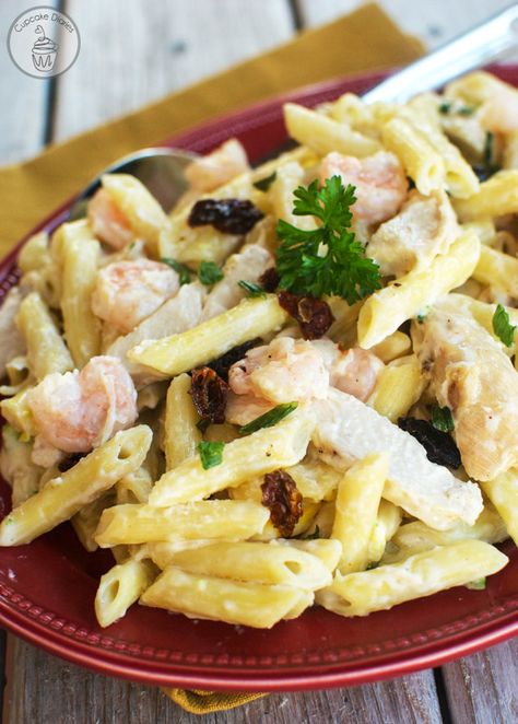 Copycat Johnny Carino's Spicy Shrimp and Chicken Shrimp And Chicken Pasta, Johnny Carinos, Shrimp And Chicken, Cupcake Diaries, Restaurant Copycat, Lil Luna, Food Italian, Chicken And Shrimp, Spicy Shrimp