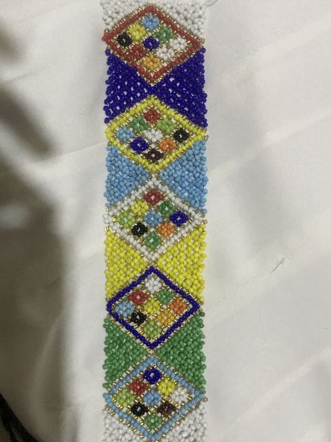 Zulu beaded belt diy #beading #diy Belt Diy, Diy Beading, Beaded Belt, Zulu, Bead Work, Beading, Beads