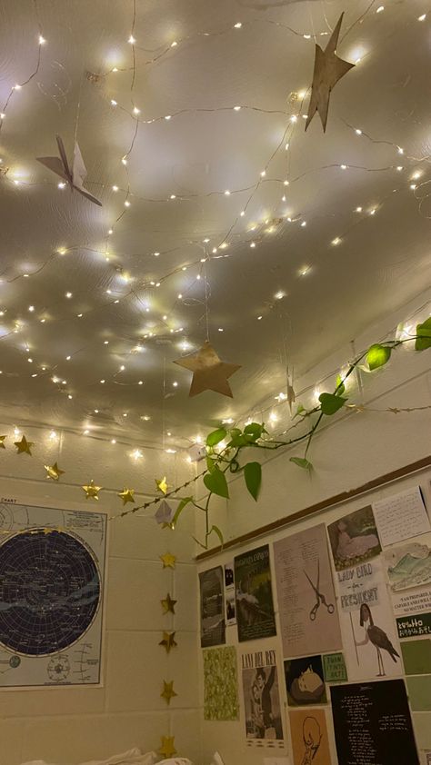 Aesthetic Sound Proofing, Celestial Dorm Room, Space Room Aesthetic, Cute Led Lights, Scrapbook Decoration Ideas, Nature Themed Room, Aesthetic Fairy Lights, Ceiling Decor Ideas, Wall Mural Bedroom