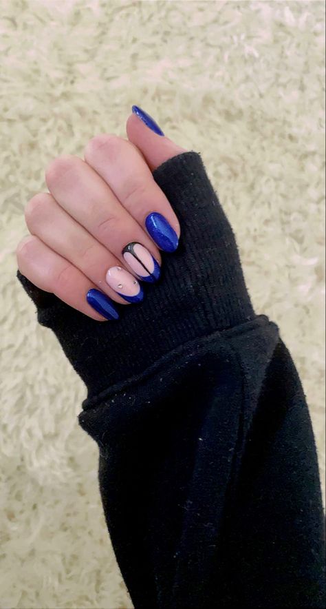 blue nails-designed nails-blue designed nails-nails-blue heart-boyfriend-colored nails-nails-2022-nails 2022-silver stone King Blue Nails, Nails With Black, Blue And White Nails, Blue Nails, White Nails, Blue And White, Nails, Stone, Silver