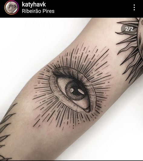 Eye Tattoo Inner Elbow, Evil Eye Tattoo Realistic, Shoulder Eye Tattoo, Loml Tattoo, Ojo Tattoo, Realistic Eye Tattoo, Tiger Eyes Tattoo, Third Eye Tattoos, Indian Feather Tattoos