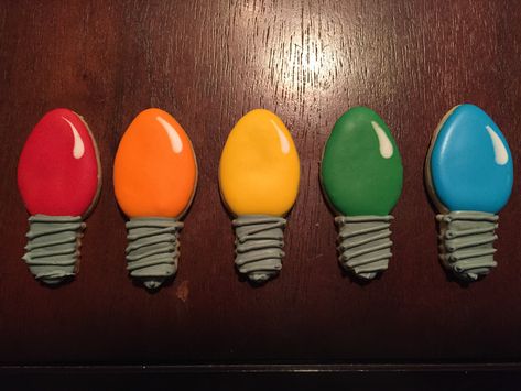 Christmas Bulb Cookies, Christmas Light Sugar Cookies, Light Bulb Cookies Decorated, Christmas Light Cookies Decorated, Christmas Lights Cookies, Bulb Basket, Light Bulb Cookies, Christmas Light Cookies, Christmas Platters