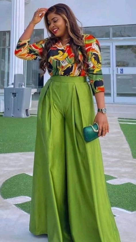 Trouser And Top For Ladies, Style Wide Leg Pants, Chic Dress Classy, 2piece Outfits, Funky Dresses, African Print Dress Designs, Stylish Jumpsuit, Effortlessly Chic Outfits, Casual Wide Leg Pants