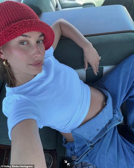 Estilo Hailey Baldwin, Hailey Bieber Style, Pregnancy Looks, Sofia Richie, Celebrity Beauty, Hailey Baldwin, Hailey Bieber, Charlotte Tilbury, 80s Fashion