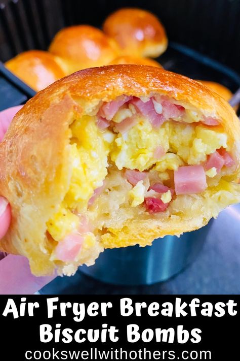 stuffed biscuit Recipe Using Biscuits, Breakfast Balls, Air Fryer Breakfast, Breakfast Biscuits, Biscuit Sandwich, Frozen Breakfast, Flaky Biscuits, Canned Biscuits, Bombe Recipe