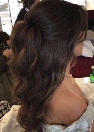 Rambut Brunette, Simple Prom Hair, Guest Hair, Ball Hairstyles, Vlasové Trendy, Quince Hairstyles, Prom Hairstyles For Long Hair, Hair Stylies, Long Brown Hair