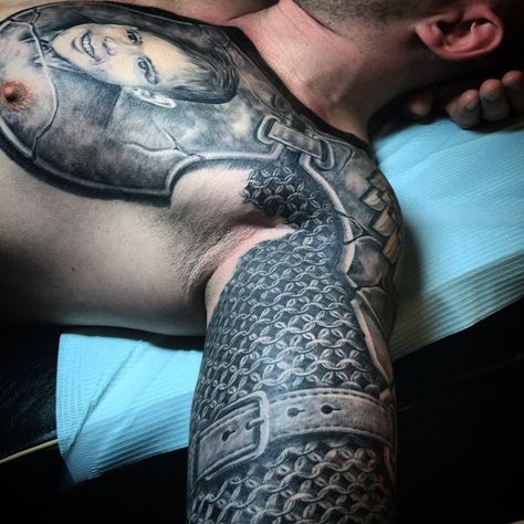 Knight Armor Tattoo For Men Armour Arm Tattoo, Chainmail Tattoo Design, Knight Armor Tattoo, Shoulder Armour Tattoo, Chainmail Tattoo, Armor Tattoo Design, Tattoo Armor, Armor Sleeve Tattoo, Armour Tattoo