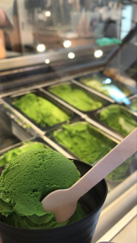 The gelato shop “Cha Cha” offer different types of Matcha that vary in intensity levels! #gelato#Japan#Kamakura#Matcha#Japanese#icecream#travel#visit#matcha#Asia Matcha Gelato, Matcha Mint, Matcha Cafe, Matcha Dessert, Matcha Ice Cream, Gelato Shop, Food Captions, Matcha Drink, Japanese Matcha