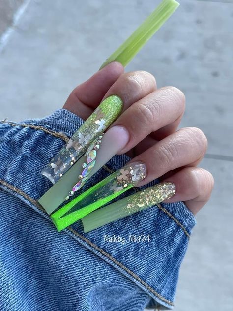 Luminous Nails, Nail Art Rhinestones, Nails Design With Rhinestones, Glow Nails, Colored Acrylic Nails, Cute Acrylic Nail Designs, Long Acrylic Nails Coffin, Exotic Nails, Long Square Acrylic Nails