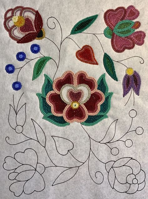 Metis Beadwork Patterns Flower, Metis Beadwork Patterns Free, Anishinaabe Art, Ojibwe Floral Design, Ojibwa Beadwork, Metis Beadwork Patterns, Métis Beading, Ojibwe Beadwork, Beading Templates