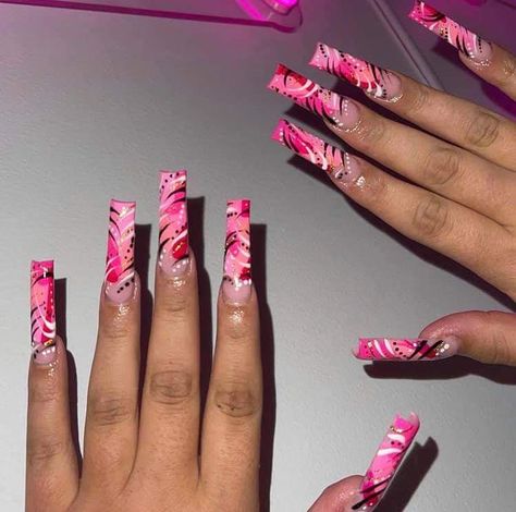 Nail Designs From The Early 2000s, 2000s Acrylic Nails Designs, Early 2000s Acrylic Nails, Throwback Nail Designs, 90’s Nail Designs, Pink 90s Nails, Nail Designs 90s, 90s Nails Acrylic Black Women, Early 2000s Nail Designs