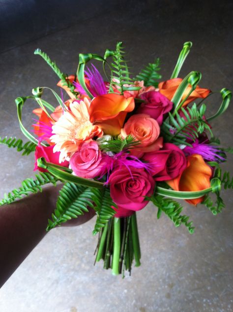 Love the little knots. Wedding Bouquets Bright, Prom Flowers Bouquet, Tropical Bridal Bouquet, Homecoming Flowers, Prom Bouquet, At The Restaurant, Boda Mexicana, Prom Flowers, Wedding Services