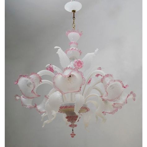 An elegant chandelier to eight in Murano glass lights milky and sophisticated fuchsia pink trim. With a bulbous centered column that emits branches and flowers and finely cuts the Murano glass leaves. Ca 'Rezzonico is the name of a Venetian palace, now a public museum dedicated to eighteenth century Venice (Museo del Settecento Veneziano). The Ca 'Rezzonico palace has a remarkable chandelier with multicolored glass in floral shapes coming from the building in glass Briani of Joseph, built in the White Glass Chandelier, Women Bedroom, Glass Ceiling Lamp, Chandelier Lights, Murano Chandelier, Vintage Light Fixtures, Glass Ceiling Lamps, Elegant Chandeliers, Antique Chandelier