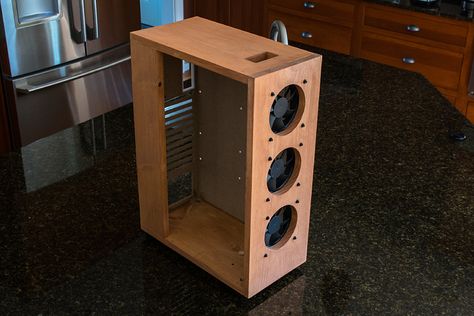 http://community.carbide3d.com/t/finished-my-wooden-pc-case/4679 Pc Cases Design, Wood Computer Case, Micro Pc Build, 3d Printed Pc Case, Wooden Pc Case, Diy Computer Case, Custom Computers, Diy Pc Case, Custom Computer Case