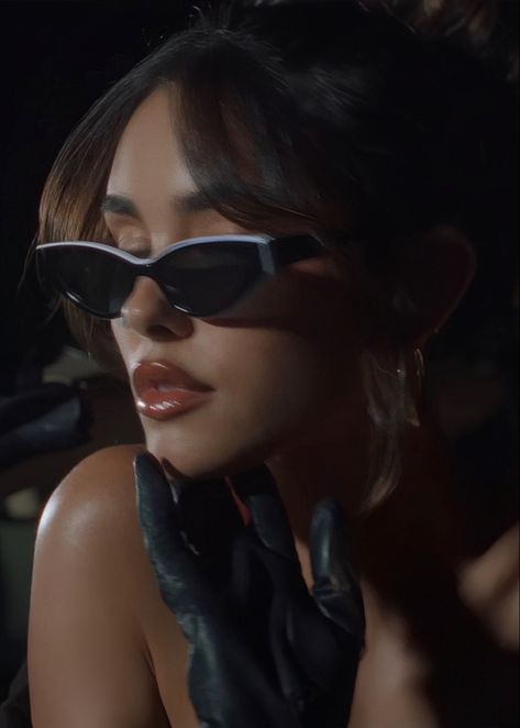 Madison Beer Sunglasses, Madison Beer Showed Me Music Video, Showed Me Madison Beer, Madison Beer Showed Me, Madison Beer Music Video, The Mind's Eye, Birthday Board, Madison Beer, Iconic Movies